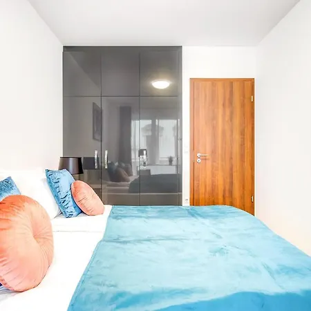Apartament Modern With Free Garage And Balcony In The Downtown Budapeszt
